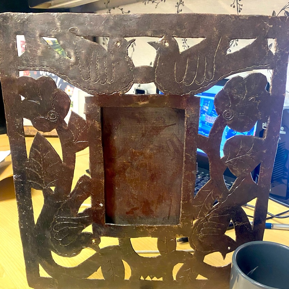 Beautiful metal bird frame